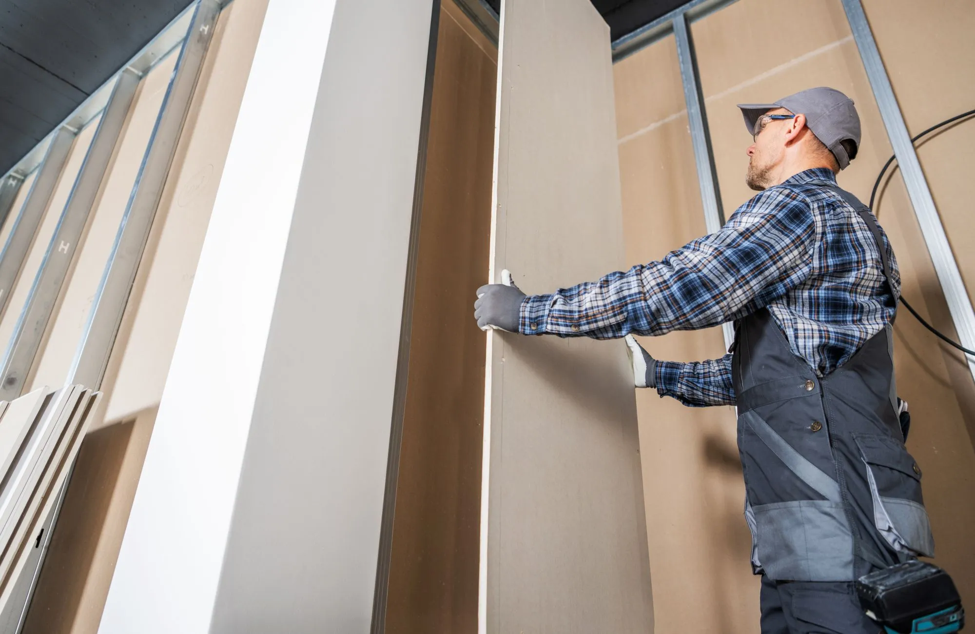 What Does a Drywall Contractor NOT Do?